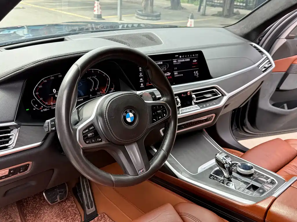 BMW X7 2019 xDrive40i Exclusive M Sports Package купить на сайте DeffCars