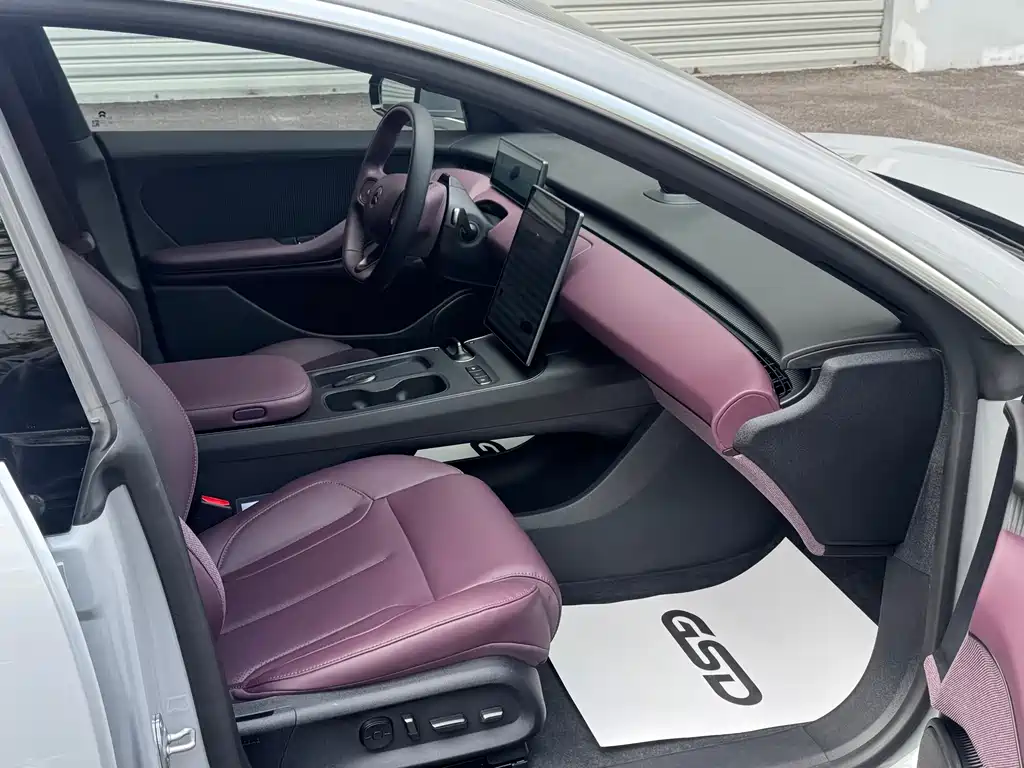 NIO ET5T 2024 model 75kWh Touring купить на сайте DeffCars