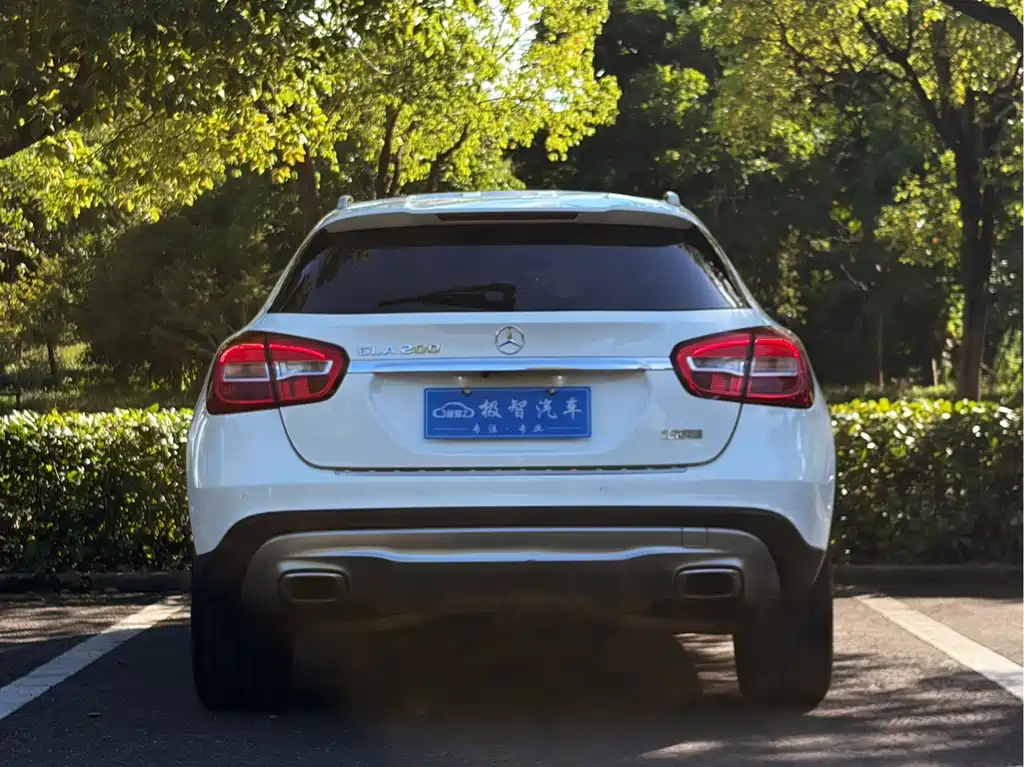 Mercedes-Benz GLA 2017 GLA 200 Dynamic купить на сайте DeffCars