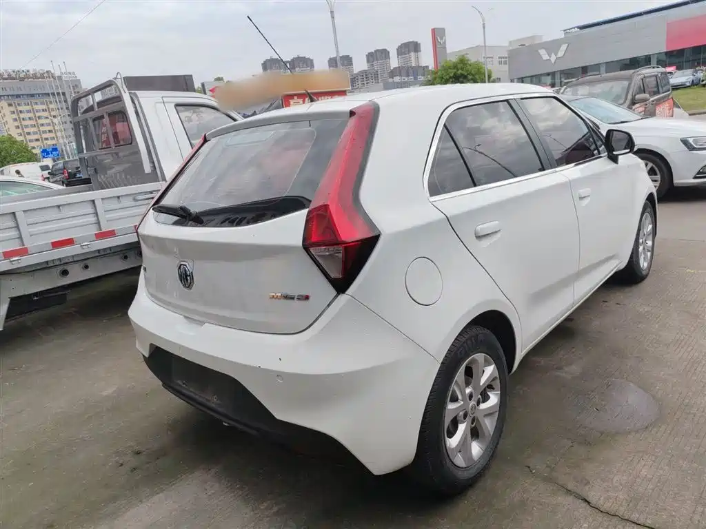 MG 3 2017 1.5L Automatic Intelligent Link Elite Edition купить на сайте DeffCars