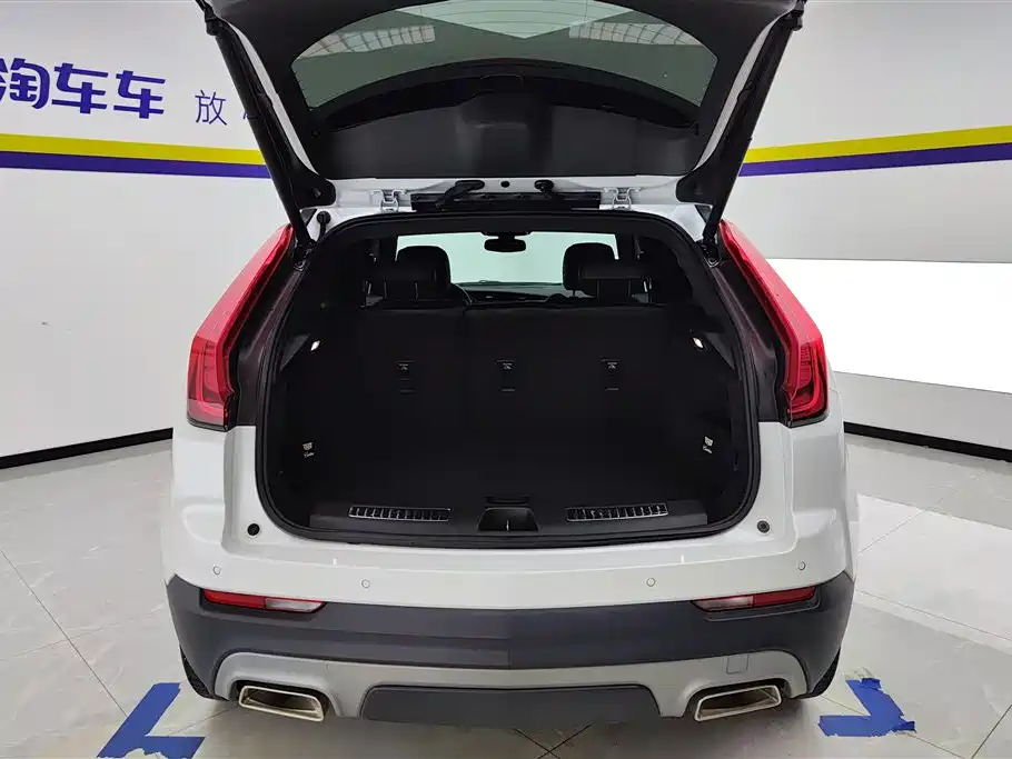 Cadillac XT4 2021 28T two-wheel drive luxury model купить на сайте DeffCars