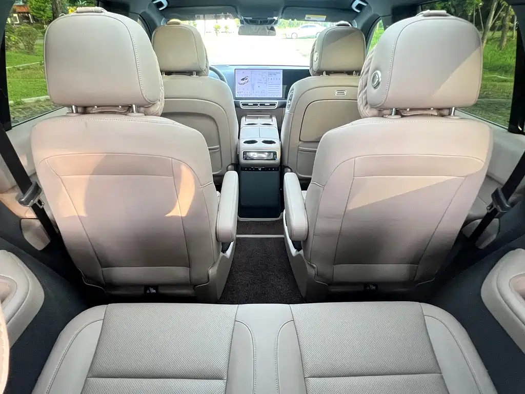 Ideal L8 2025 Ultra smart refresh version купить на сайте DeffCars
