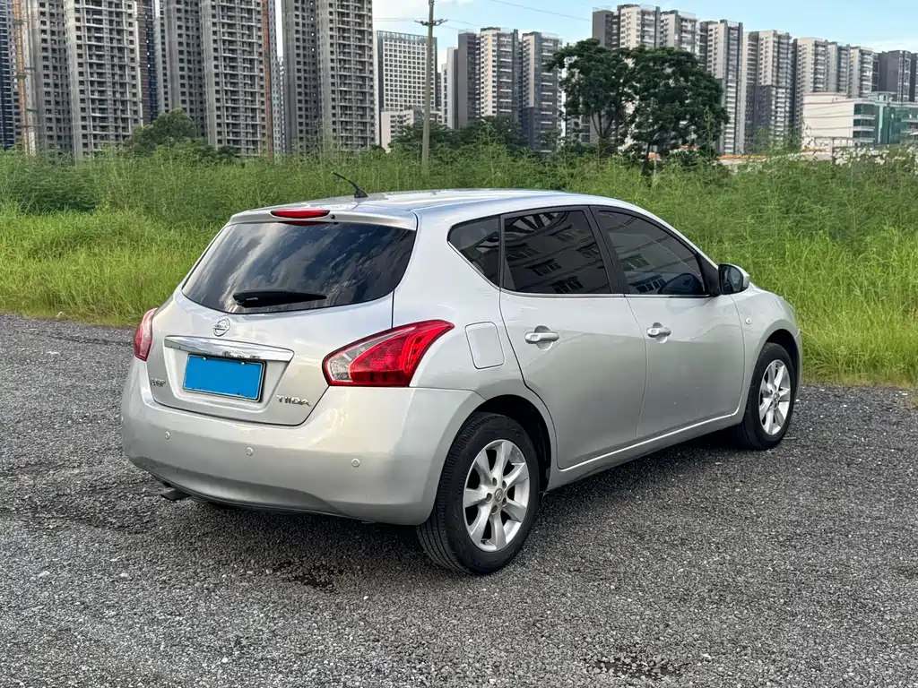 Tiida 2011 1.6L CVT comfort model купить на сайте DeffCars