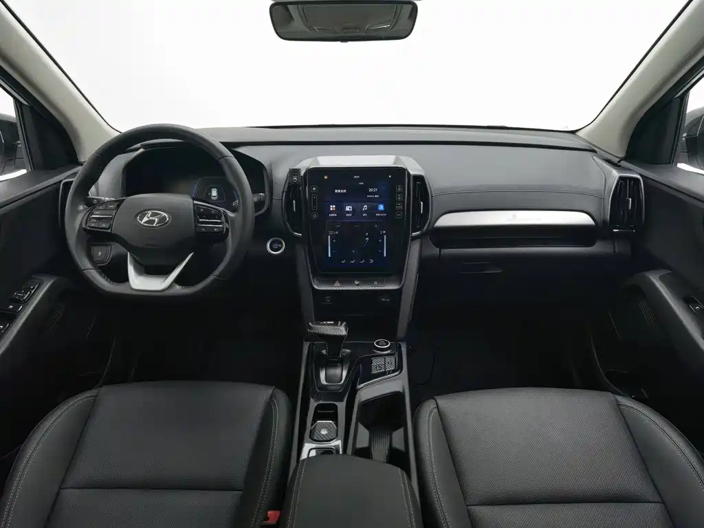 ix35 2021 2.0L Automatic 2WD gls Leading Edition купить на сайте DeffCars