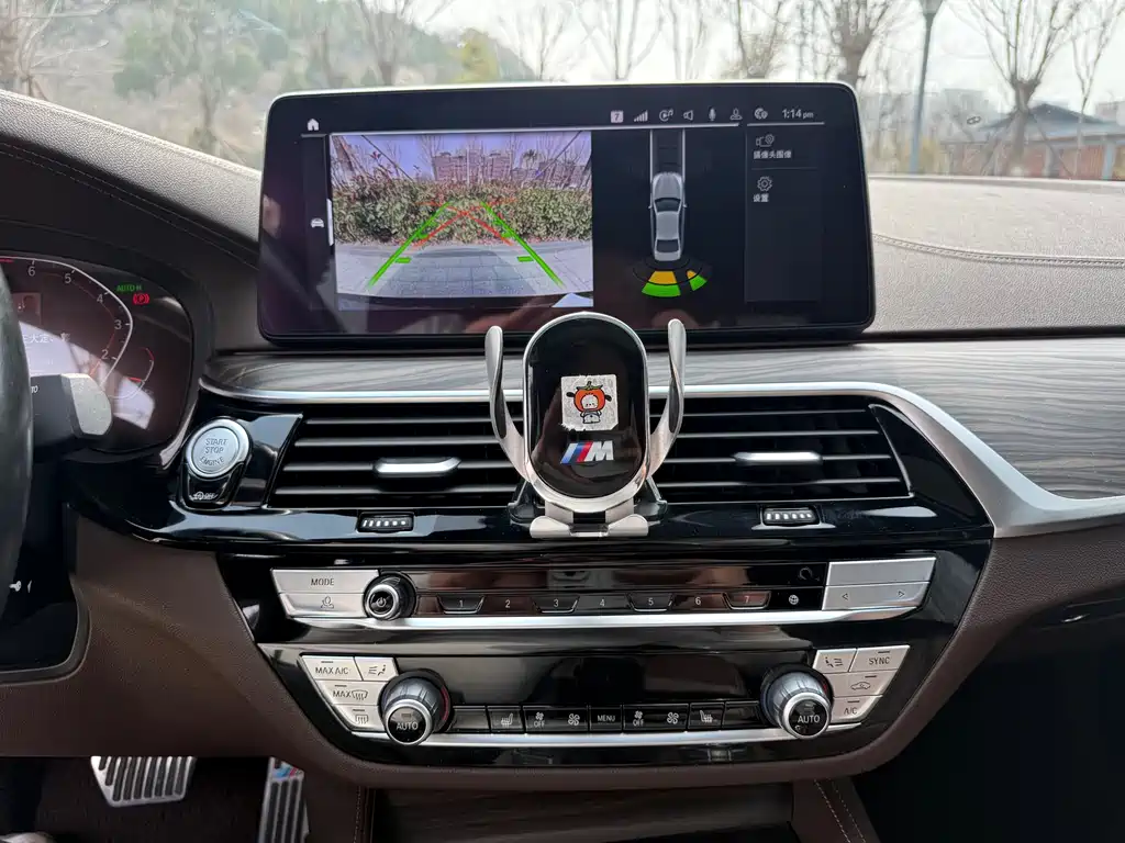 BMW 5 Series 2022 facelift 530Li leading M sports package купить на сайте DeffCars