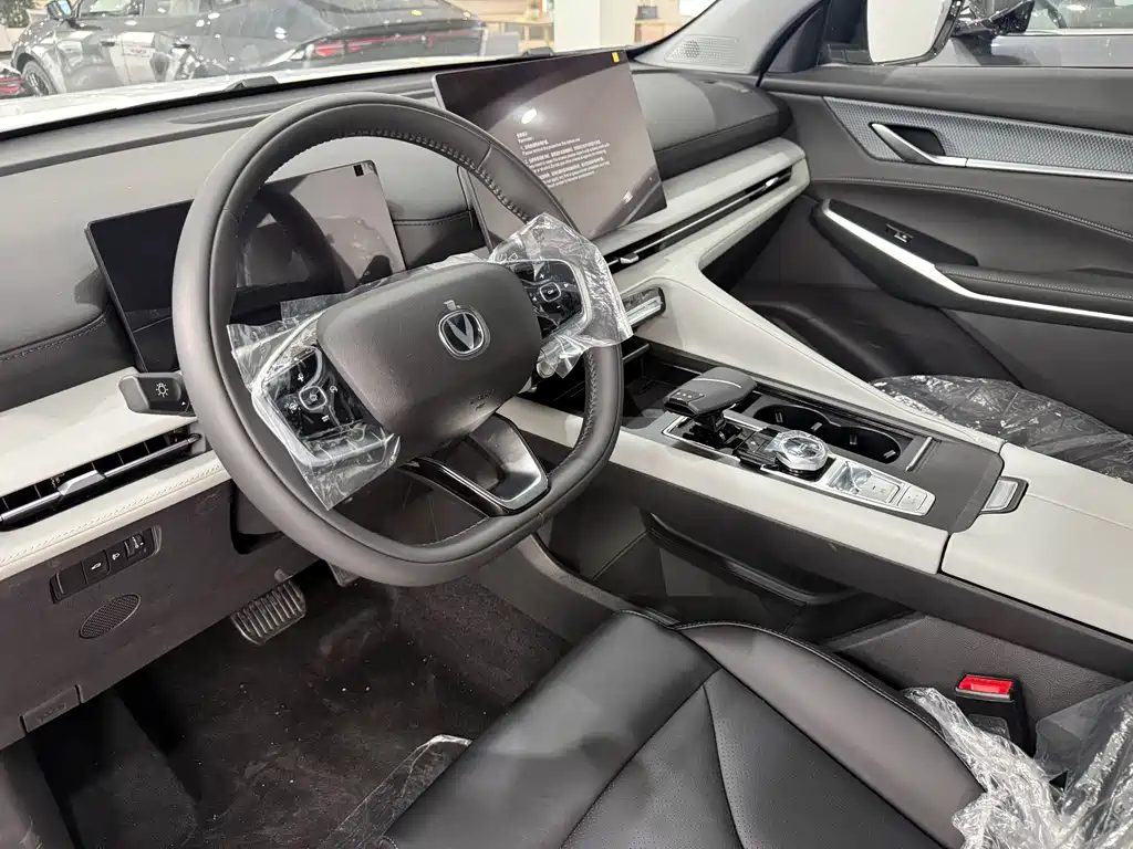 Changan CS75PLUS 2026 Smart Champion Edition 1.5T New Blue Whale Smart Navigation Model купить на сайте DeffCars