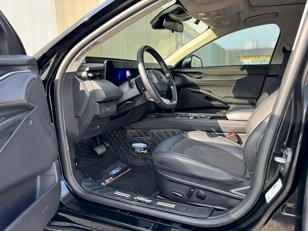 Mondeo 2023 EcoBoost 180 Luxury купить на сайте DeffCars