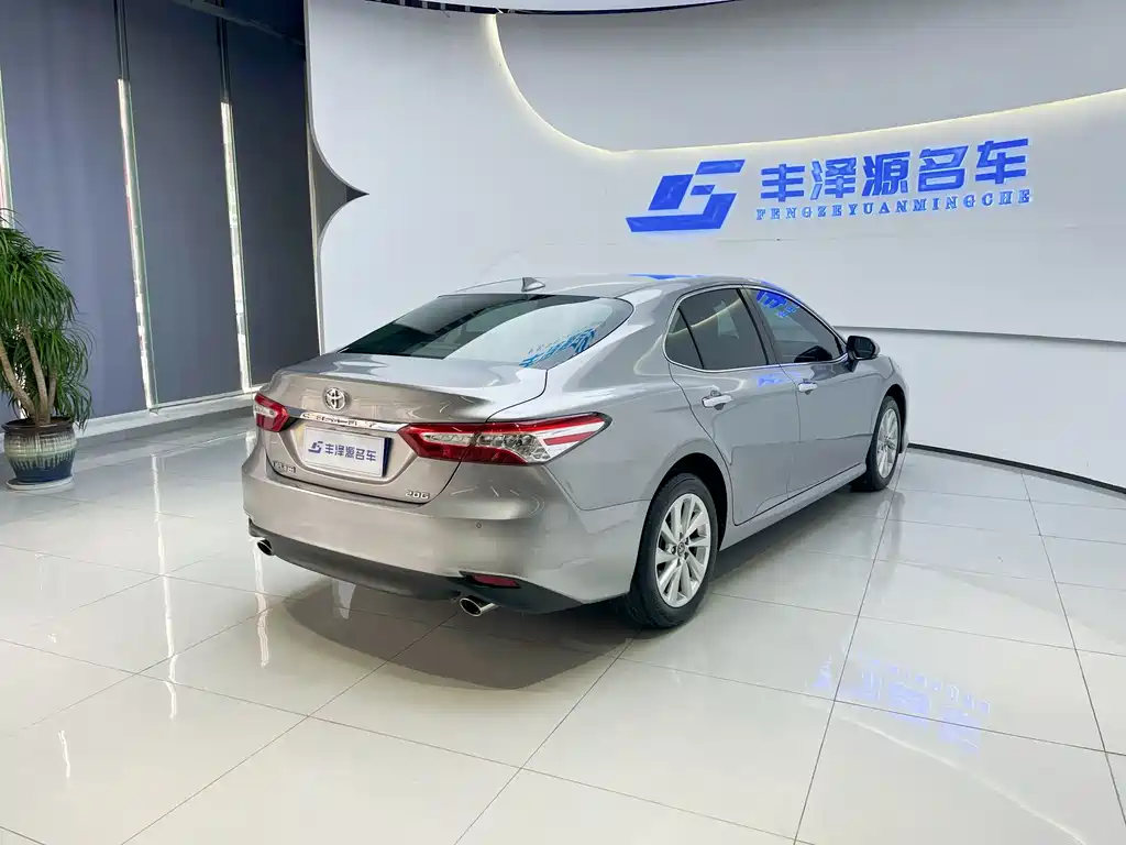 Camry 2021 2.0G Deluxe Edition купить на сайте DeffCars