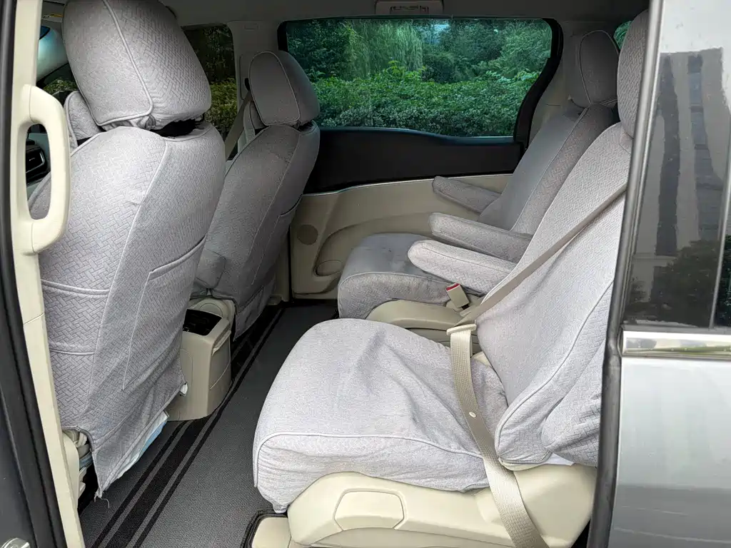 Buick GL8 2022 Land Business Class 652T Comfort купить на сайте DeffCars