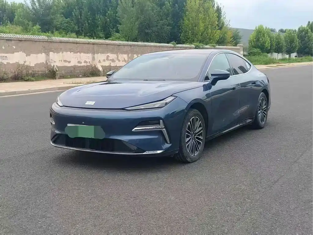 Galaxy Star 8 2025 130km EM-i Exclusive Edition купить на сайте DeffCars