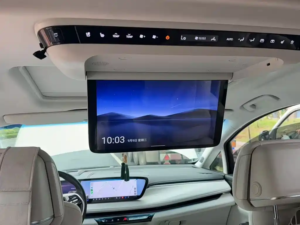 Buick GL8 New Energy 2024 Lu Zun Exclusive Edition 7 seats купить на сайте DeffCars