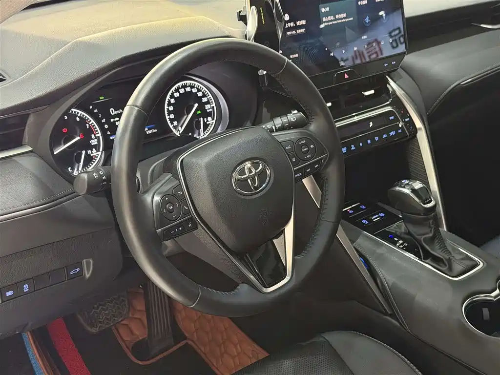 Vesa 2022 2.0L CVT two-wheel drive premium version купить на сайте DeffCars