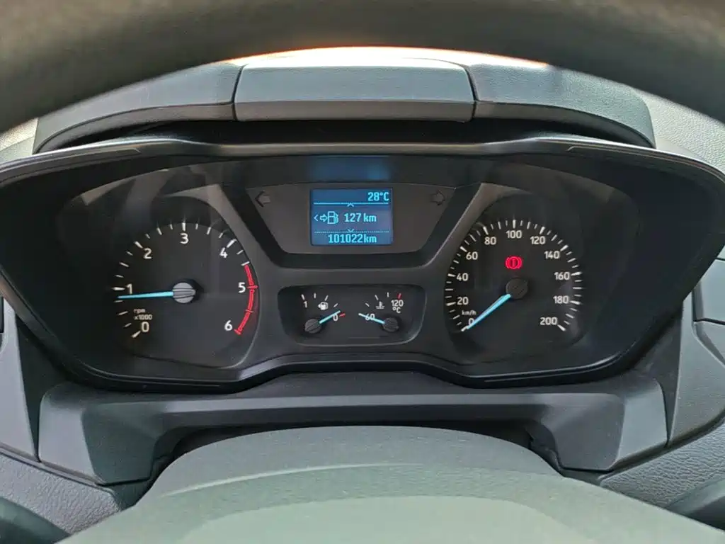 Transit 2019款 2.0T柴油多功能商用车中轴中顶6座国VI купить на сайте DeffCars