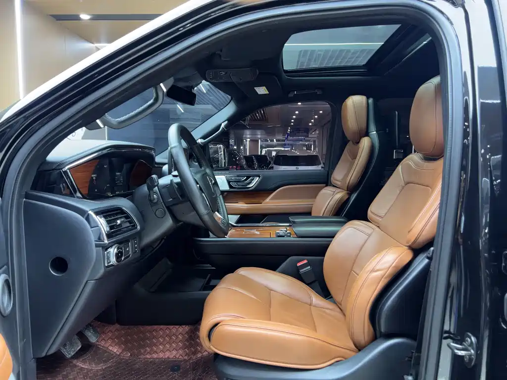Navigator 2018 3.5T Honor Edition National V купить на сайте DeffCars