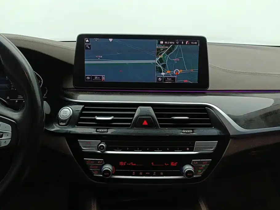 BMW 5 Series 2022 facelift 2 525Li luxury package купить на сайте DeffCars