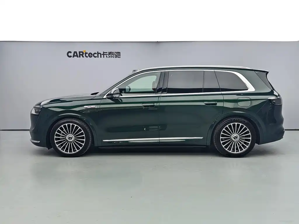 Wenjie M8 2025 extended range Ultra version 53.4kWh 6-seater version (192-line lidar) купить на сайте DeffCars