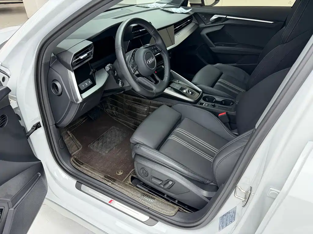 Audi A3 2023 Sportback 35 TFSI stylish and sporty купить на сайте DeffCars