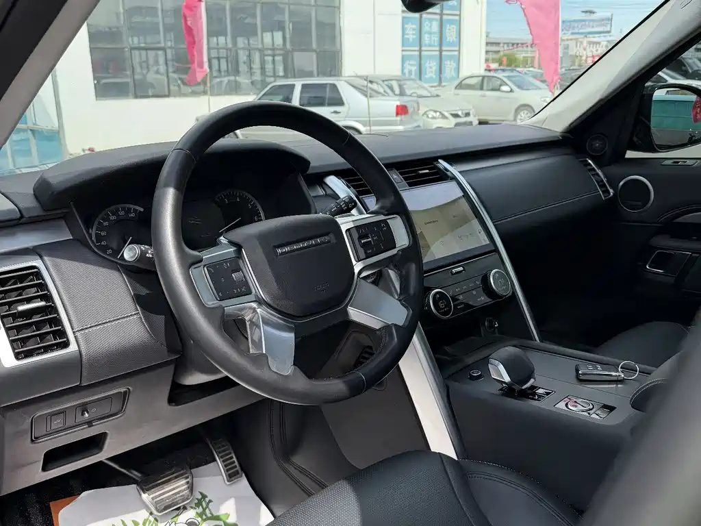 Discover the 2023 facelift 360PS R-Dynamic SE купить на сайте DeffCars