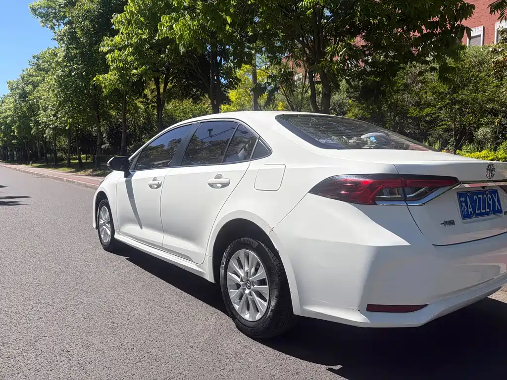 Corolla 2019 1.2T S-CVT GL Pioneer Edition купить на сайте DeffCars