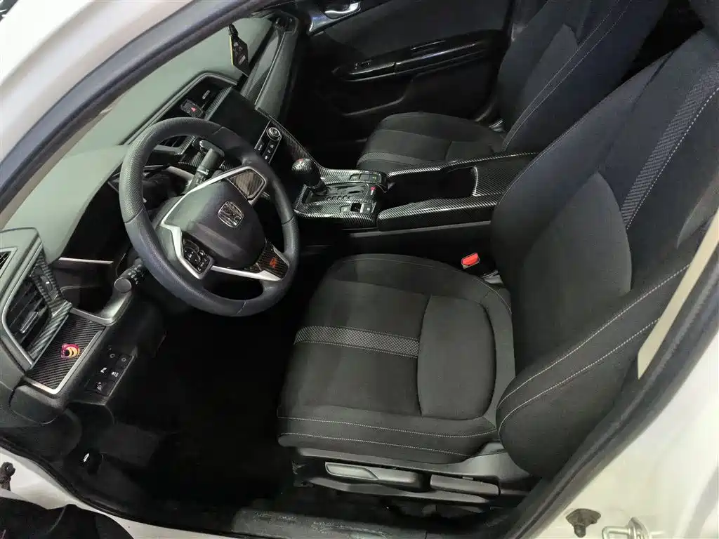 Civic 2019 220TURBO CVT Dynamic Edition National VI купить на сайте DeffCars