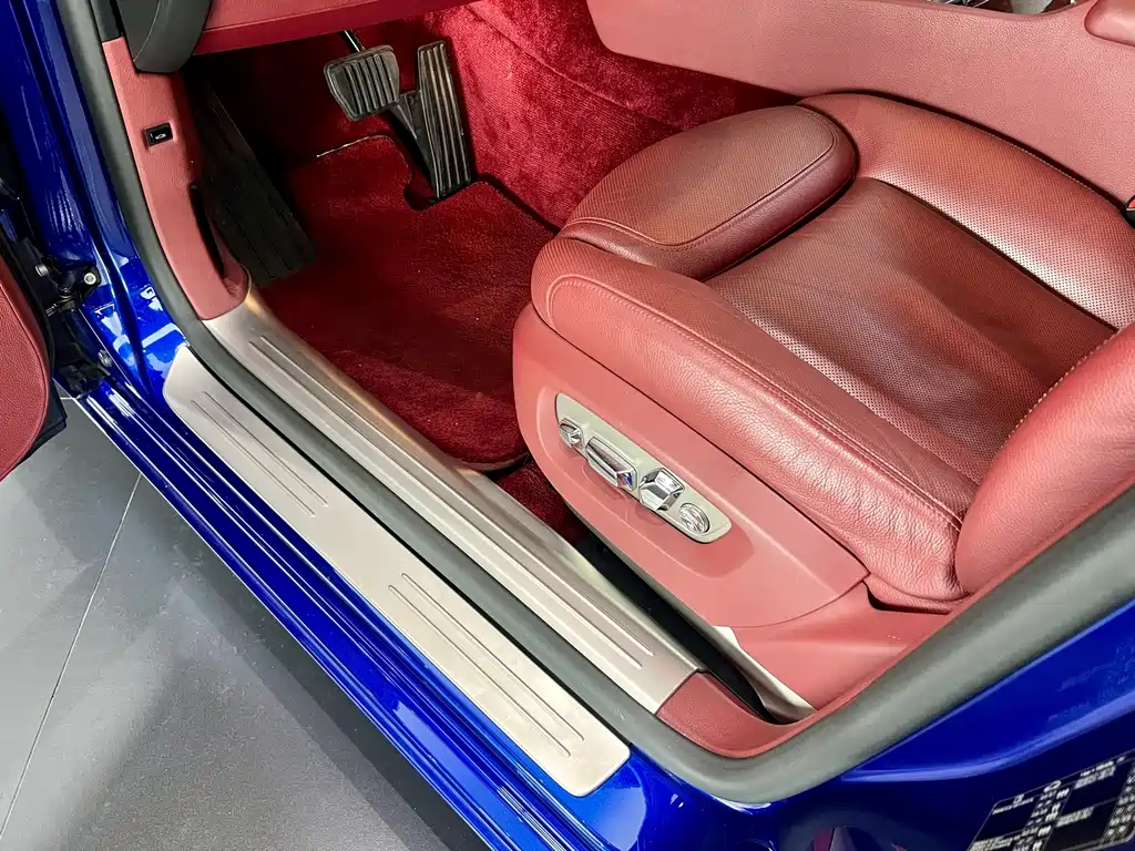 Ghost 2015 Series II Standard Edition купить на сайте DeffCars