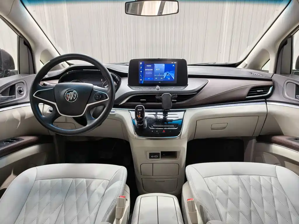 Buick GL8 2022 Land Business Class 652T Comfort купить на сайте DeffCars