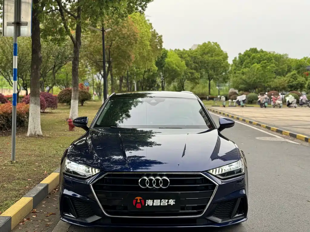 Audi A7 2020 45 TFSI Premium Selection купить на сайте DeffCars