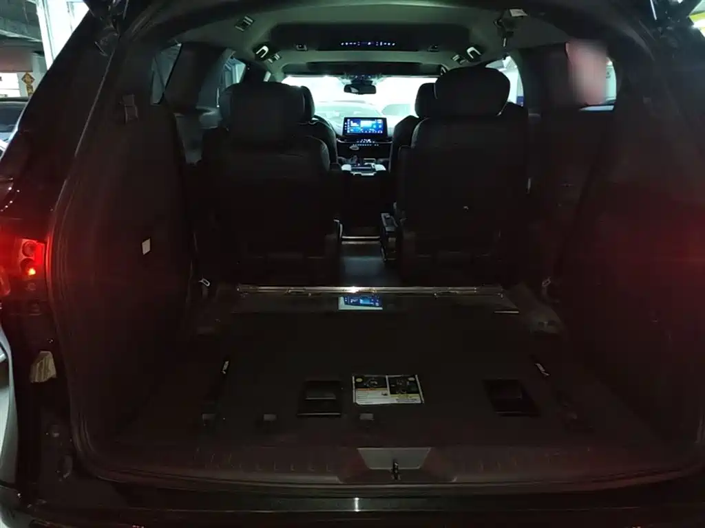 SIENNA 2021 2.5L Hybrid Premium Edition купить на сайте DeffCars
