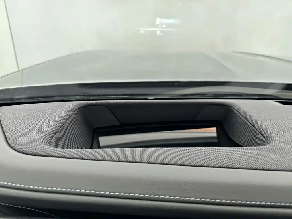 BMW 7 Series 2023 740Li Exclusive M Sports Package купить на сайте DeffCars