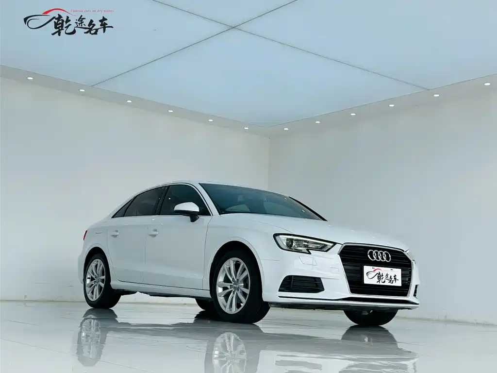 Audi A3 2017 Limousine 35 TFSI Enterprising купить на сайте DeffCars