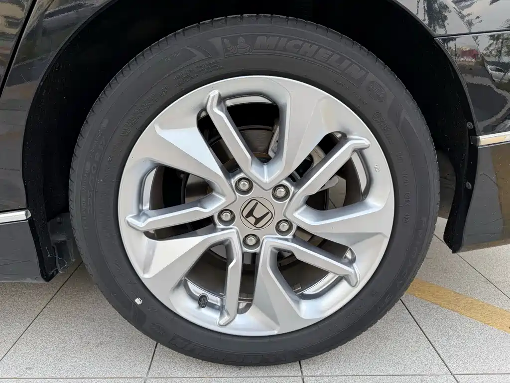 Accord 2018 260TURBO Deluxe Edition National V купить на сайте DeffCars