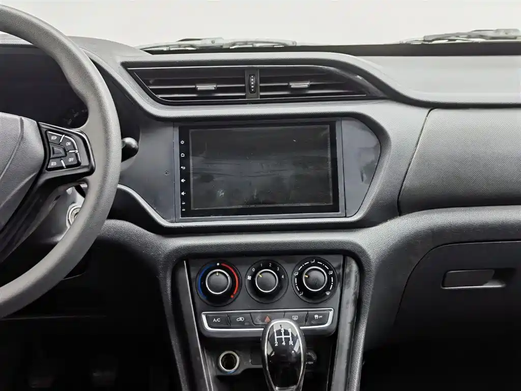 Tiggo 3 2016 1.6L Manual Fashion Edition купить на сайте DeffCars