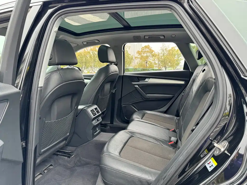 Audi Q5L 2018 40 TFSI enjoys fashionable style, National VI купить на сайте DeffCars