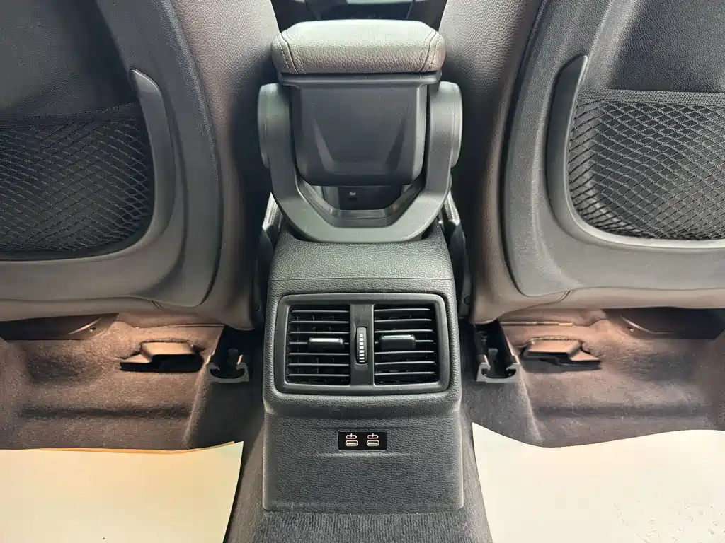 BMW X1 2019 xDrive20Li Exclusive Model купить на сайте DeffCars