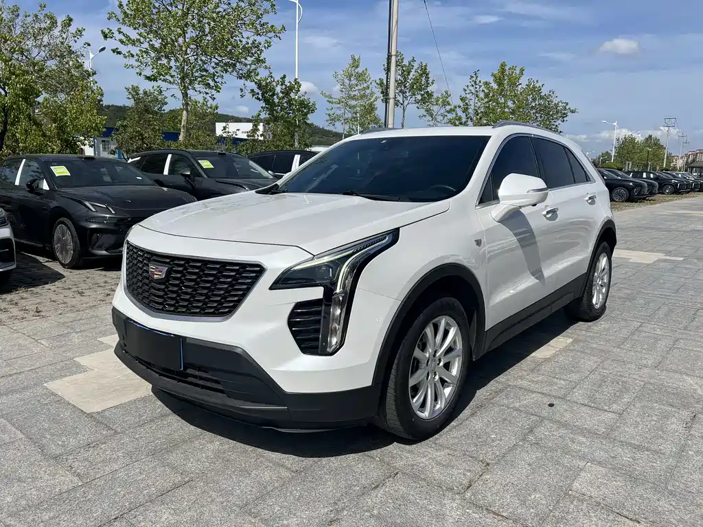 Cadillac XT4 2021 28T two-wheel drive technology купить на сайте DeffCars