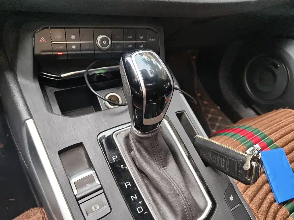 Wei brand VV5 2017 2.0T super luxury model купить на сайте DeffCars