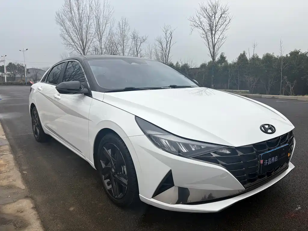 Elantra 2022 1.5L CVT LUX Premium Edition купить на сайте DeffCars