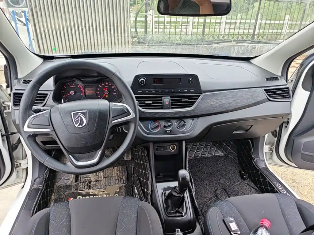 Baojun 310 2020 1.2L manual comfort model купить на сайте DeffCars