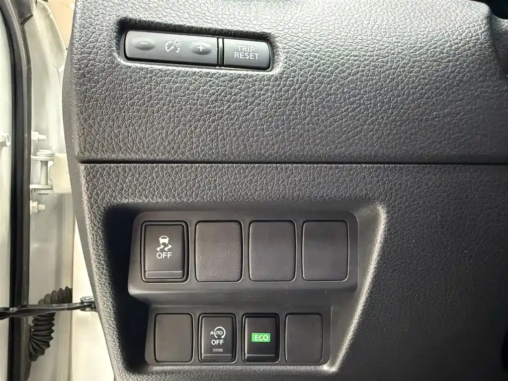 Qashqai 2022 2.0L CVT XV Prem Deluxe Edition купить на сайте DeffCars