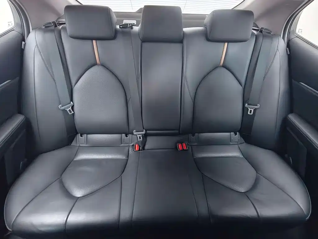 Camry 2019 facelift 2.5G Deluxe Edition купить на сайте DeffCars