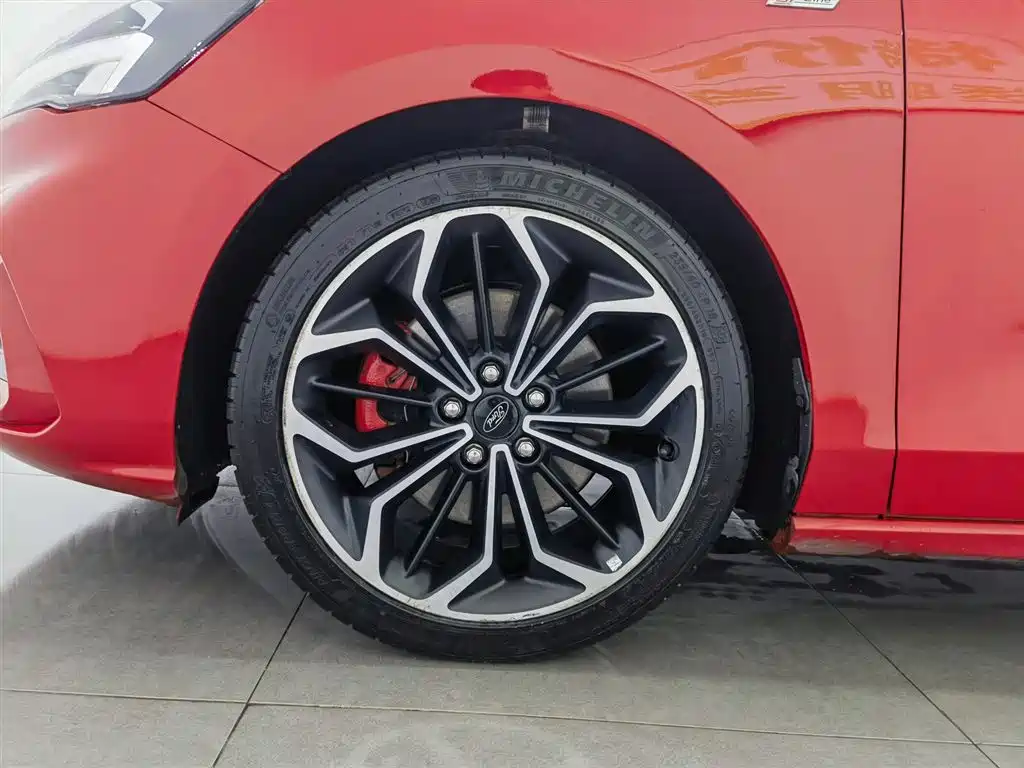 Focus 2020 Sedan EcoBoost 180 Automatic ST Line купить на сайте DeffCars