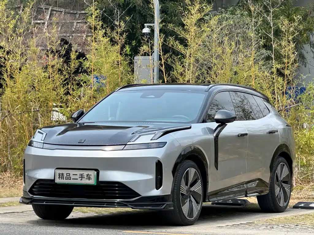 Lynk & Co 08 EM-P 2023 model 120km long range Halo купить на сайте DeffCars