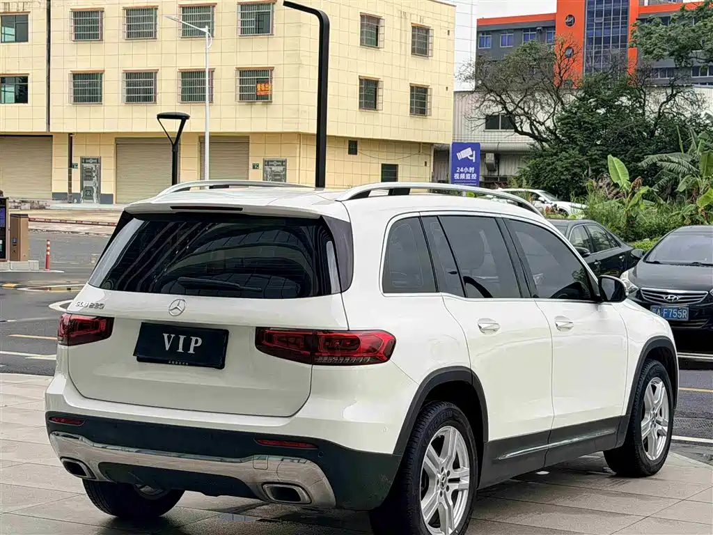 Mercedes-Benz GLB 2023 GLB 220 Dynamic купить на сайте DeffCars