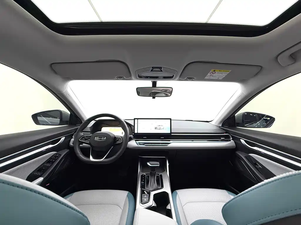 Emgrand 2023 4th Generation Champion Edition 1.5L CVT flagship model купить на сайте DeffCars