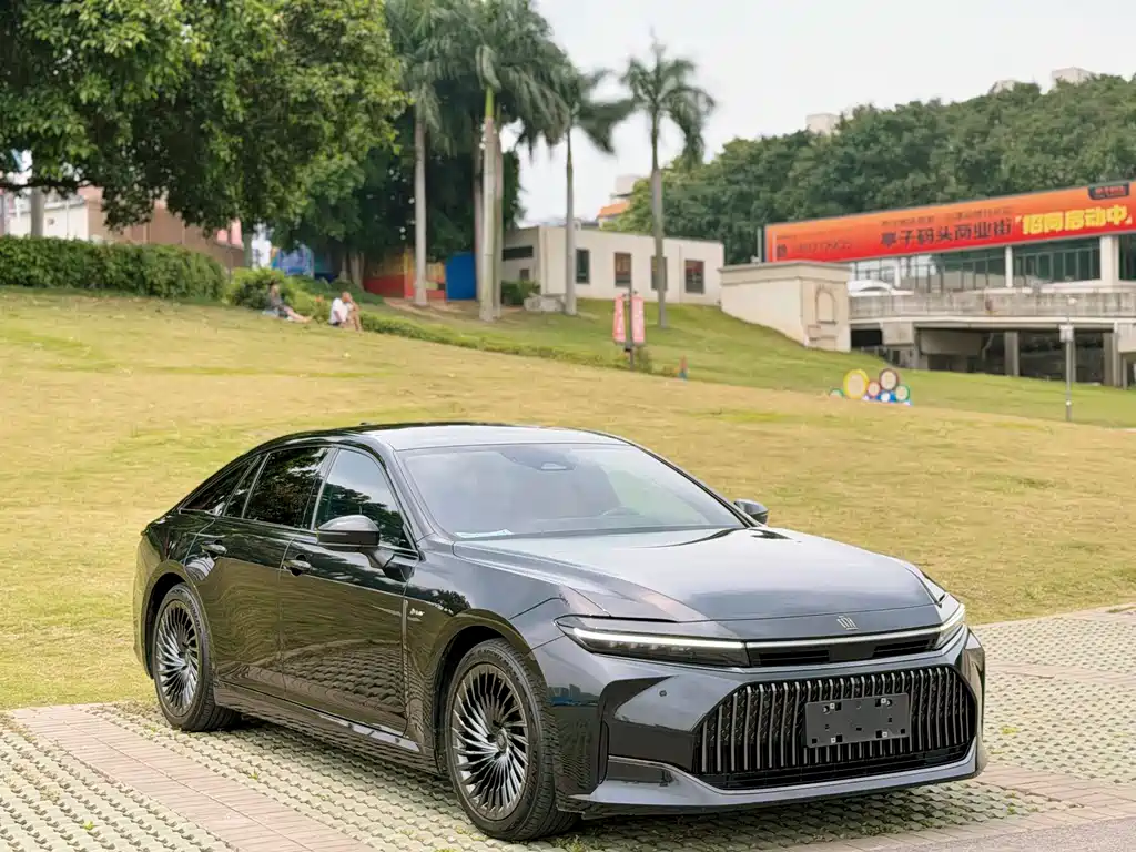 Crown Imports 2024 2.5L Supreme Edition купить на сайте DeffCars