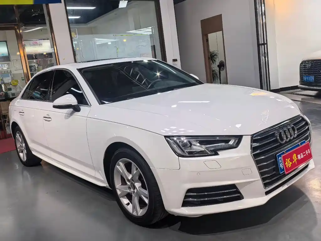 Audi A4L 2018 30th Anniversary Model 40 TFSI Enterprising купить на сайте DeffCars