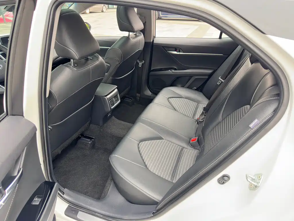 Camry 2023 2.5S Knight Edition купить на сайте DeffCars