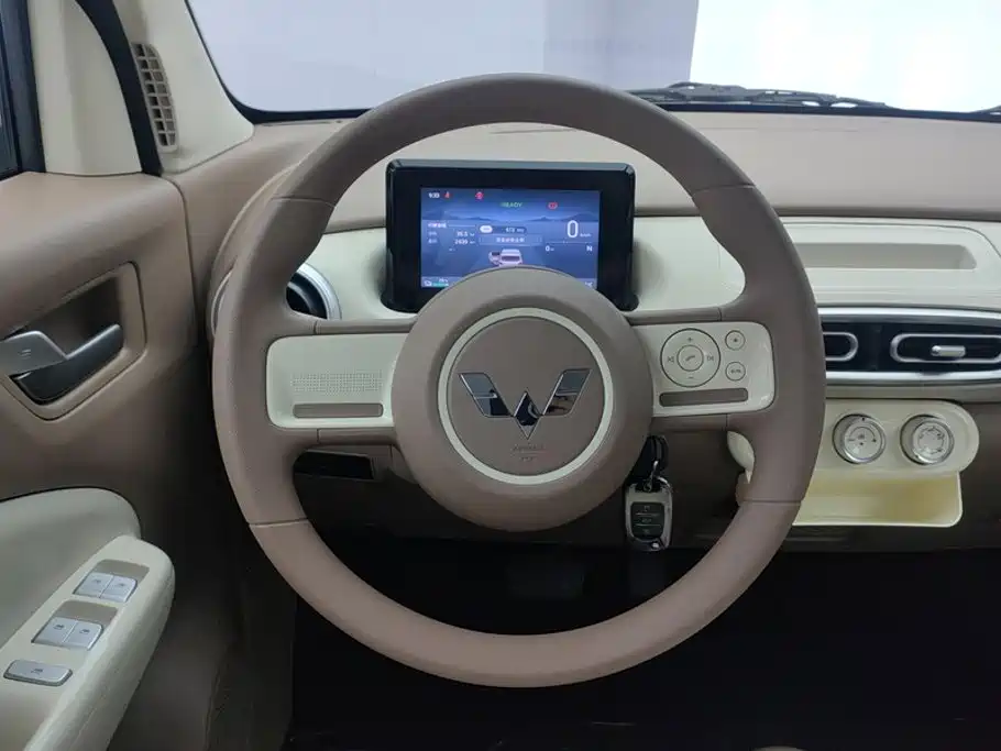 Hongguang MINIEV 2025 fourth-generation four-door advanced version купить на сайте DeffCars