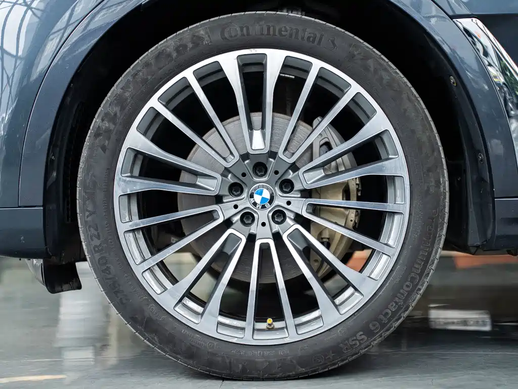 BMW X7 2020 xDrive40i Leading Luxury Package купить на сайте DeffCars