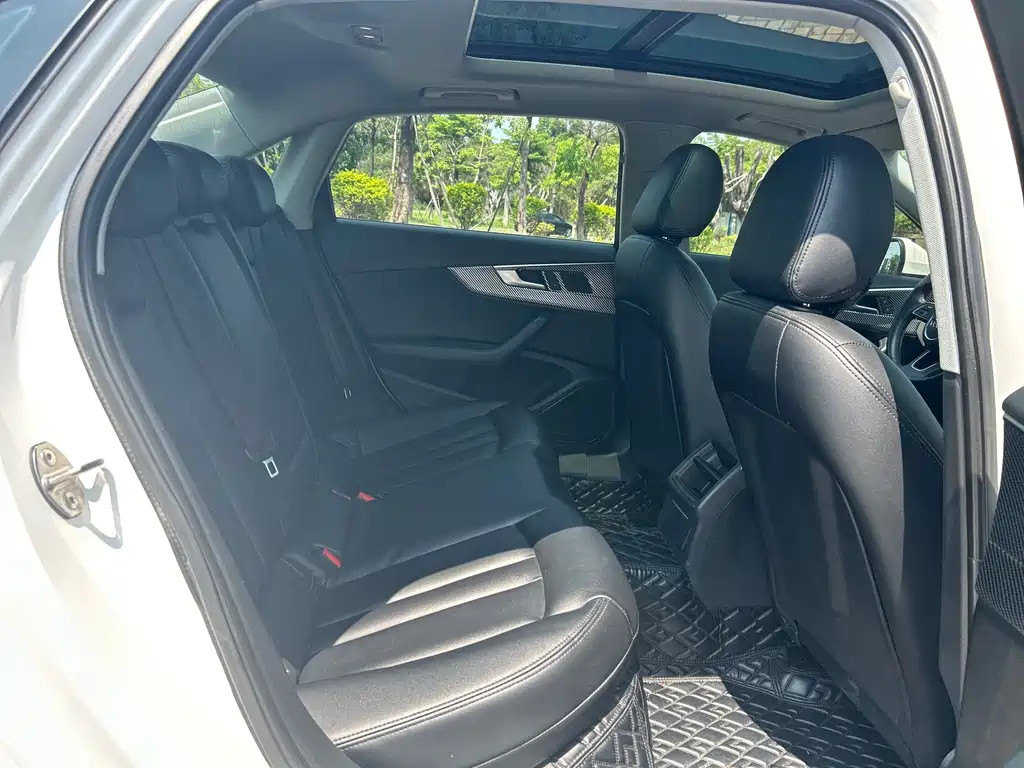 Audi A4L 2019 40 TFSI Enterprising National VI купить на сайте DeffCars